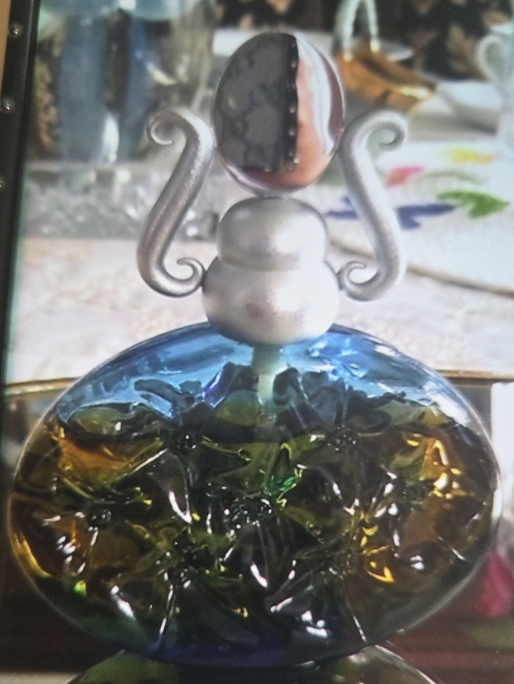 Transparente Blue Perfume Spray.